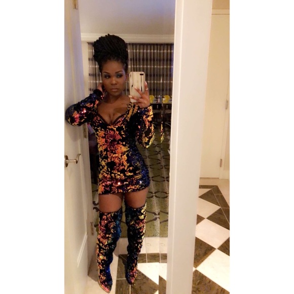 Gorgeous over the knee sequin boots size 6 - Picture 2 of 2